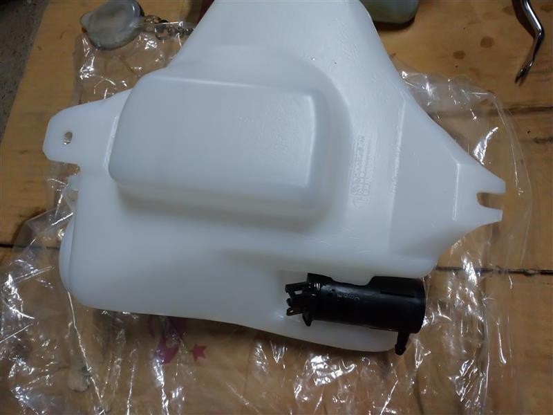 Genuine TOYOTA Windshield Washer Jar Tank 85330-90A06 88-90 Land
