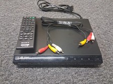 Sony DVP-SR210P Progressive Scan CD and DVD Player With Remote and Tested