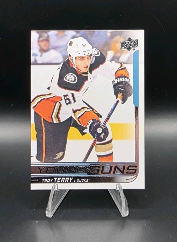 2018-19 Upper Deck Young Guns Troy Terry #239 Rookie RC 