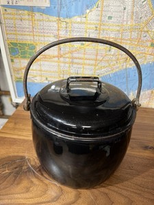 Vintage Judge Brand 14 pints Enamel XL Iron Boiler Camp Oven Original Rustic