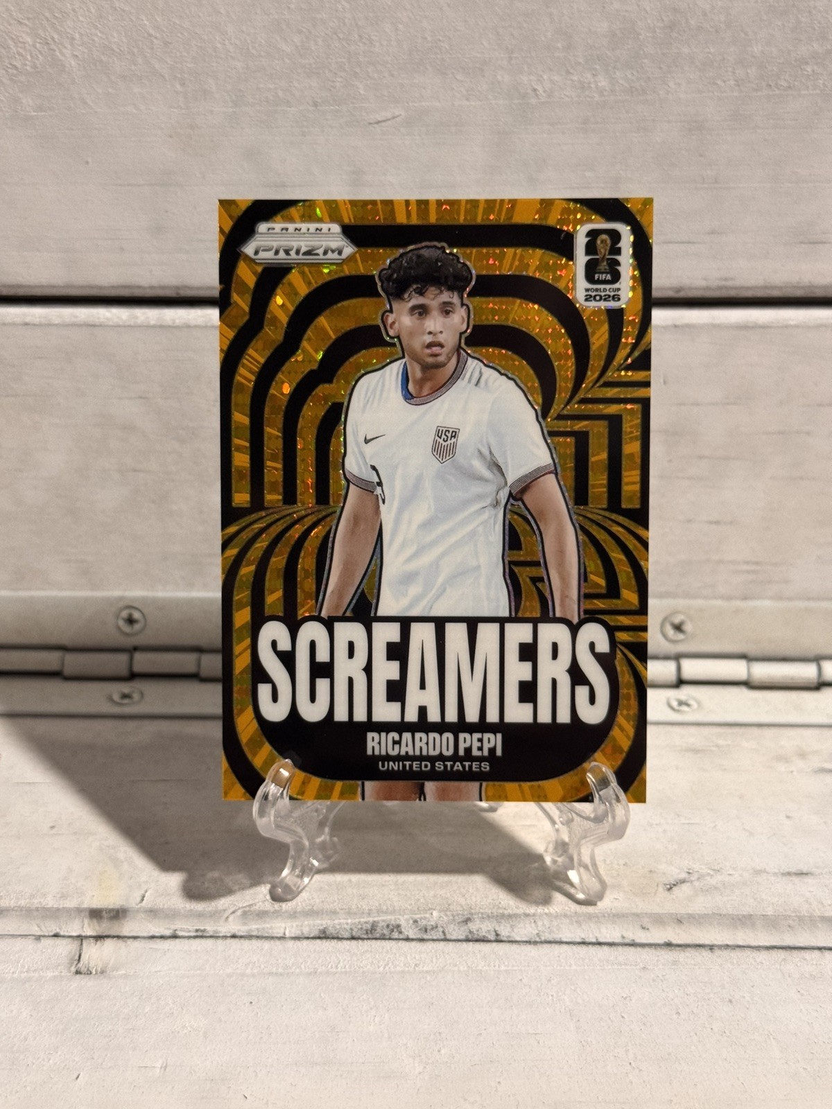 2026 Prizm FIFA World Cup Ricardo Pepi Screamers Gold Prizm #10/10 SSP USA view 1