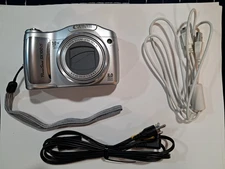 Canon PowerShot SX100 IS 8.0MP Digital Camera - Tested/Good condition