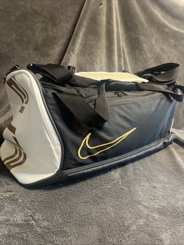 Nike Elite Large Duffle Gym Travel Tote Basketball Bag 24” x 12” x 10”
