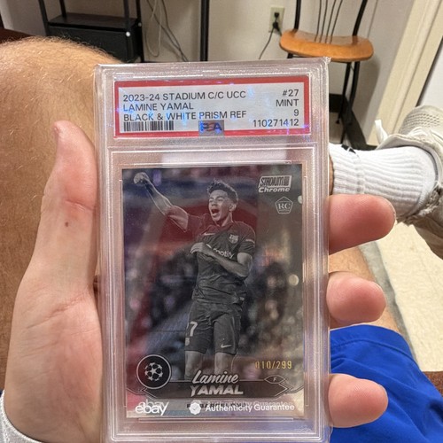 Topps Stadium Club Chrome UCC Lamine Yamal RC #27 Black & White Prism /299 PSA 9