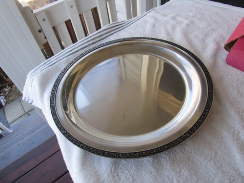 Vintage~Oneida Mediterranea~ Round Tray~ Custom 18/8 Stainless Floral~~ 13-1/4" - Picture 5 of 9