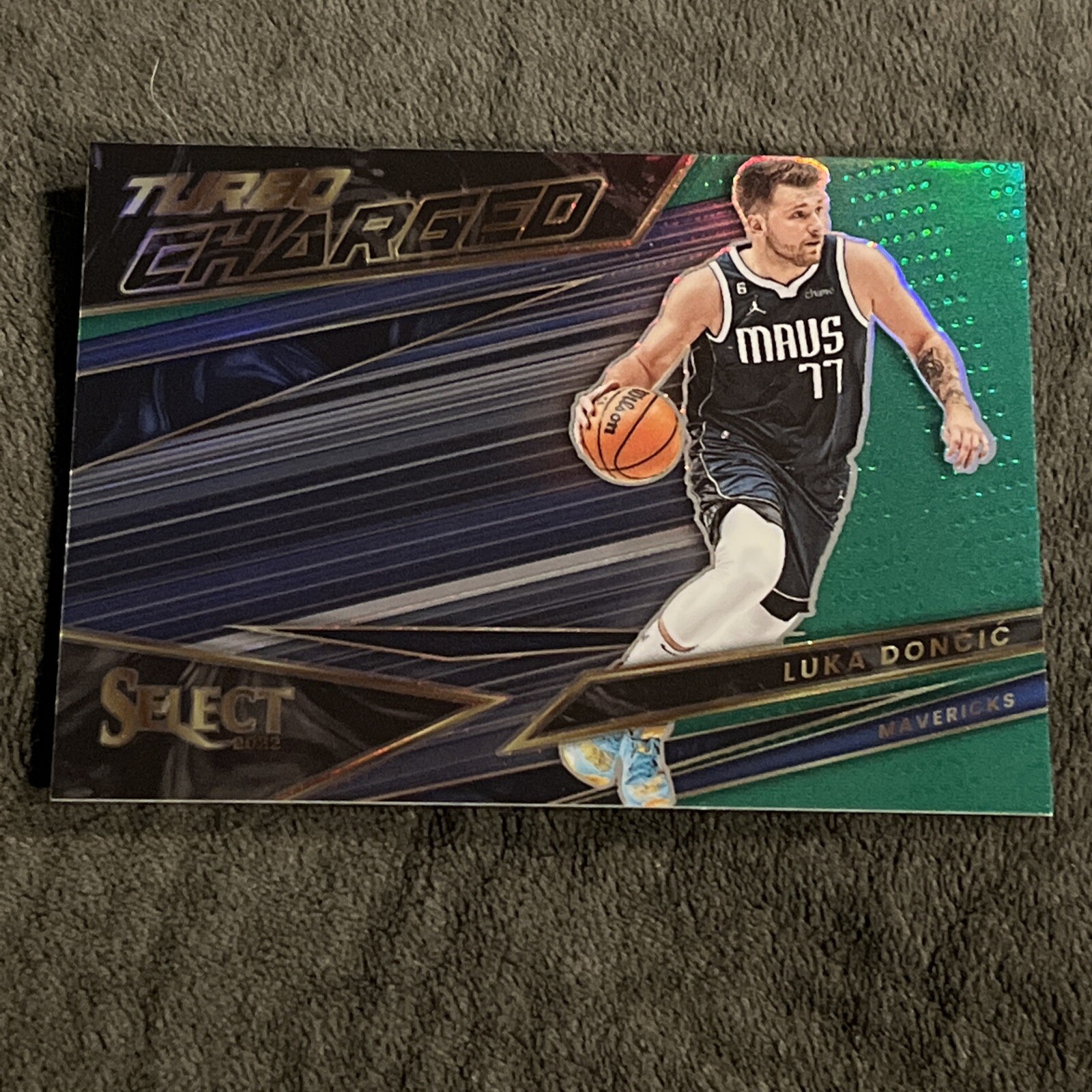 2022-23 Select Basketball Luka Doncic Turbo Charged Green Prizm