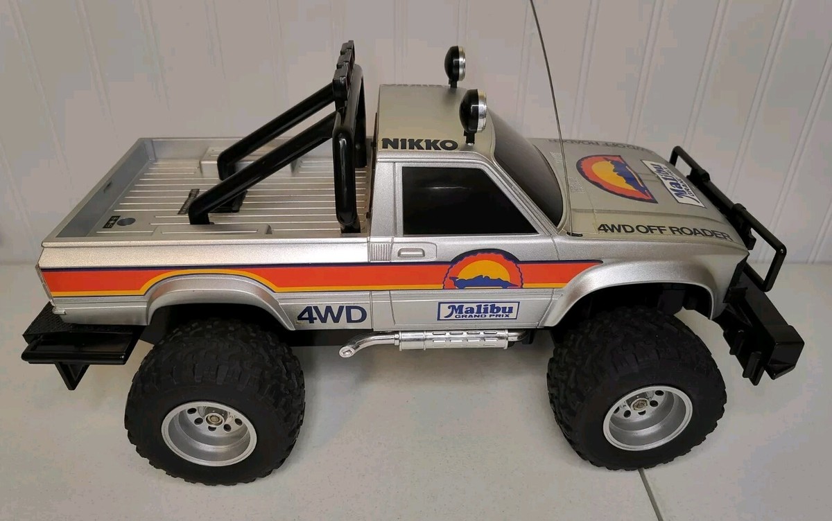 Nikko Malibu Prix Off Roader Toyota Hilux 4WD 4x4 Hi Remote