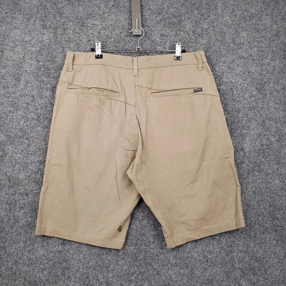 Volcom Shorts Mens 34 Beige Bermuda Flat Front Zip Fly Casual Hiking Outdoor - Image 2 of 4