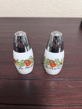 Spice Of Life Corning Gemco Salt Pepper Shaker Set La Saliere Le Pouvrier VTG