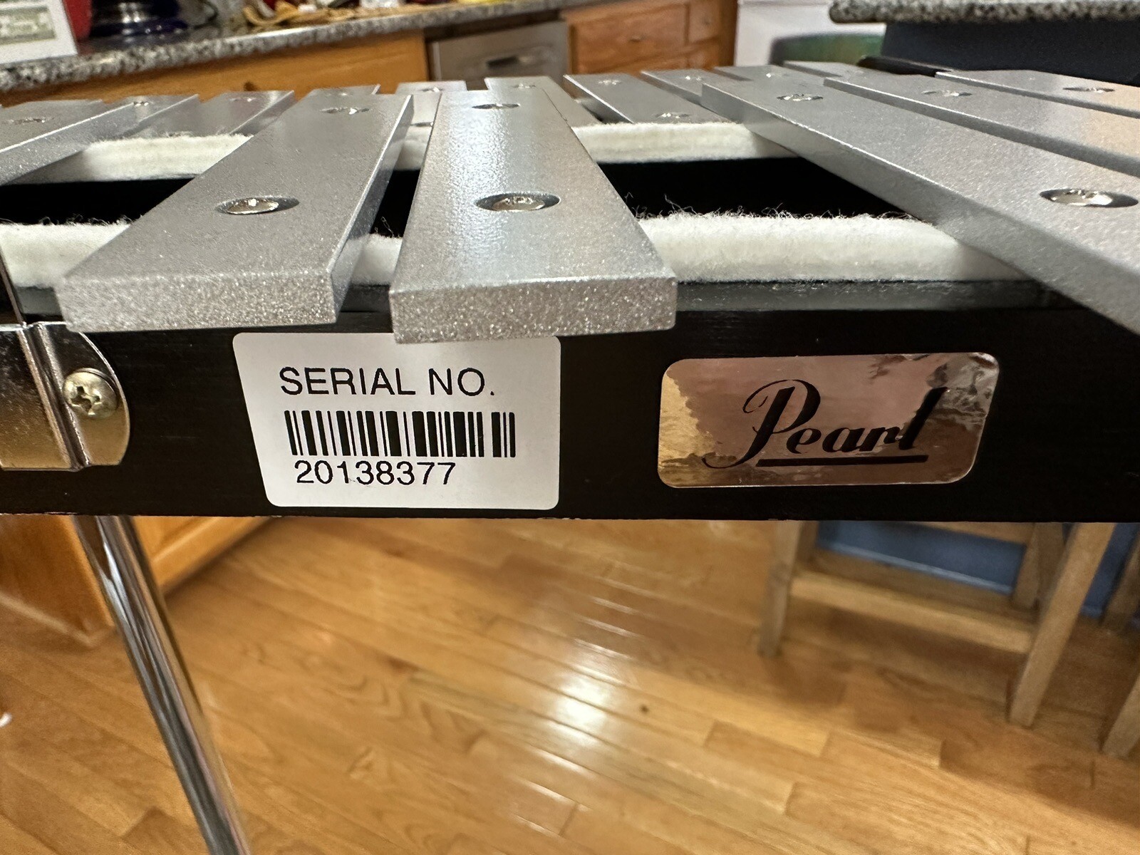 Pearl 32 Key Xylophone With Roller Bag, Stand & Music Stand Gently Used