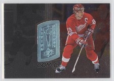 1998-99 SPx Finite 442/1620 Steve Yzerman #175 HOF 0a1
