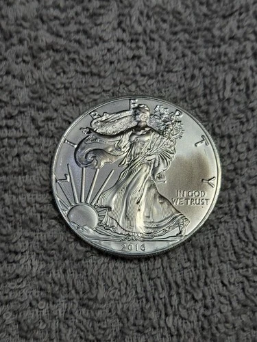 2016 - 1 oz American Silver Eagle Coin - One Troy oz .999 Bullion