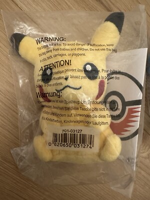Pokémon Center Exclusive - Pikachu Sitting Cuties Plüschtier - Strumpf NEU Geschenk