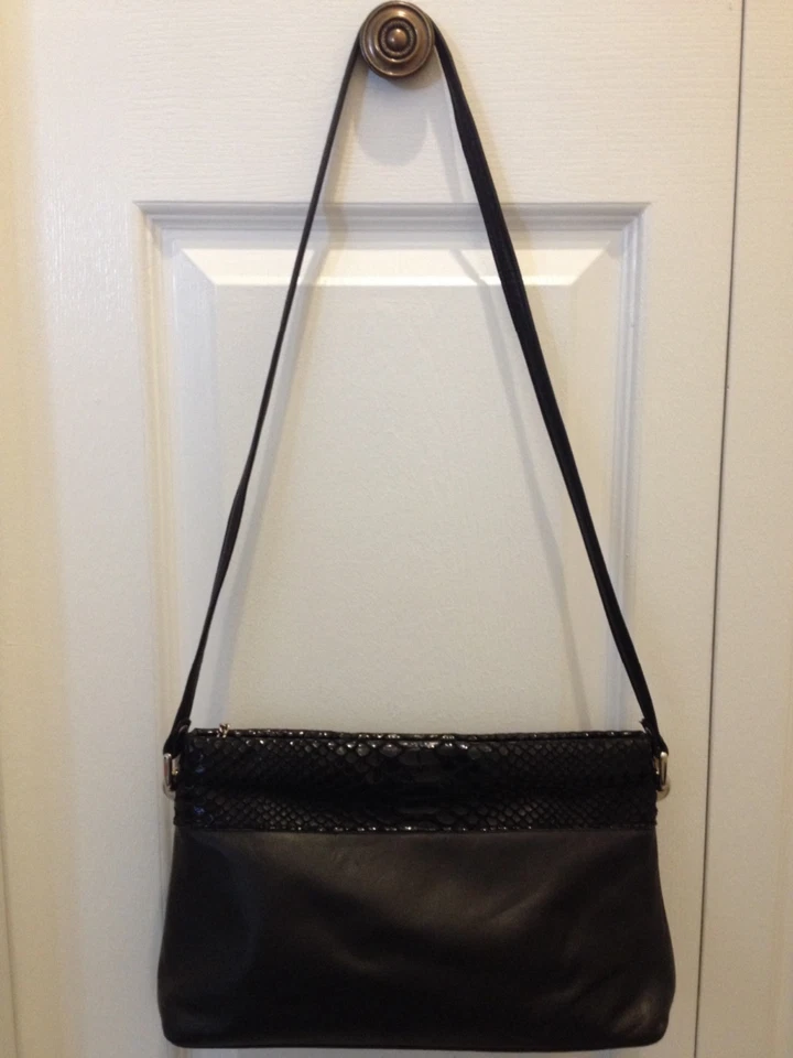 Women handbags shoulder bags genuine leather black Due Fratelli MADE CANADA Foto 2 de 4