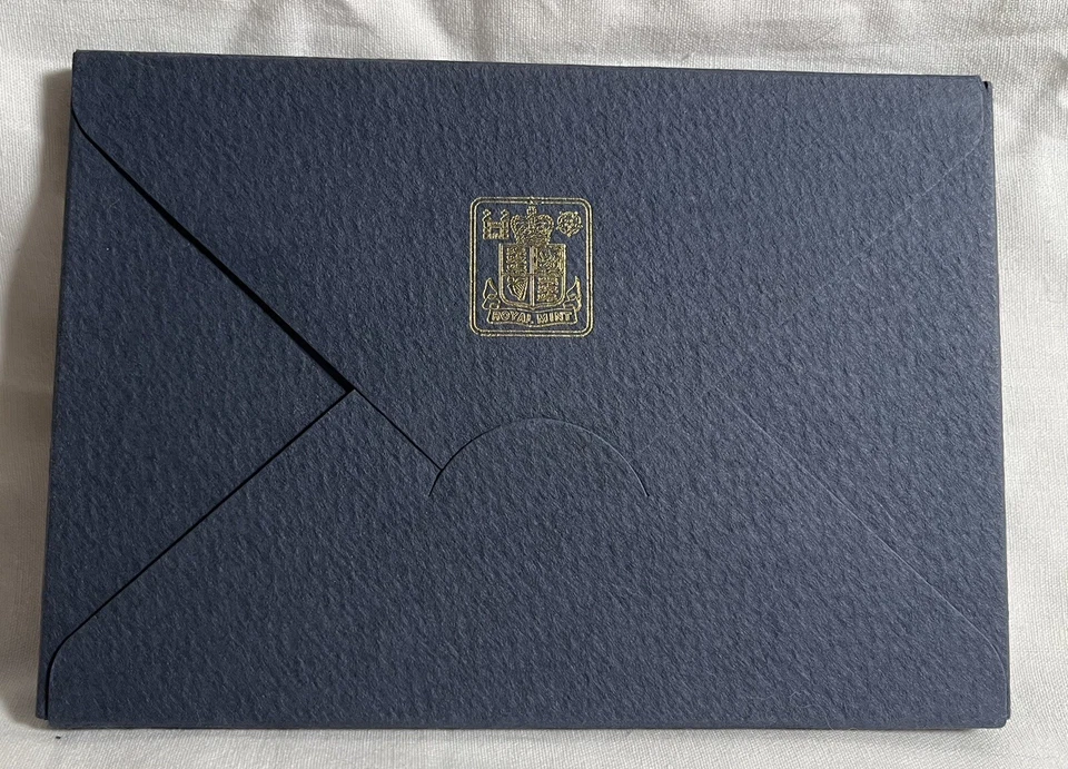 Moneda de prueba de Bahrein. Monedas del mundo raro Oriente Medio Royal Mint ¡Juego de prueba! Foto 2 de 4