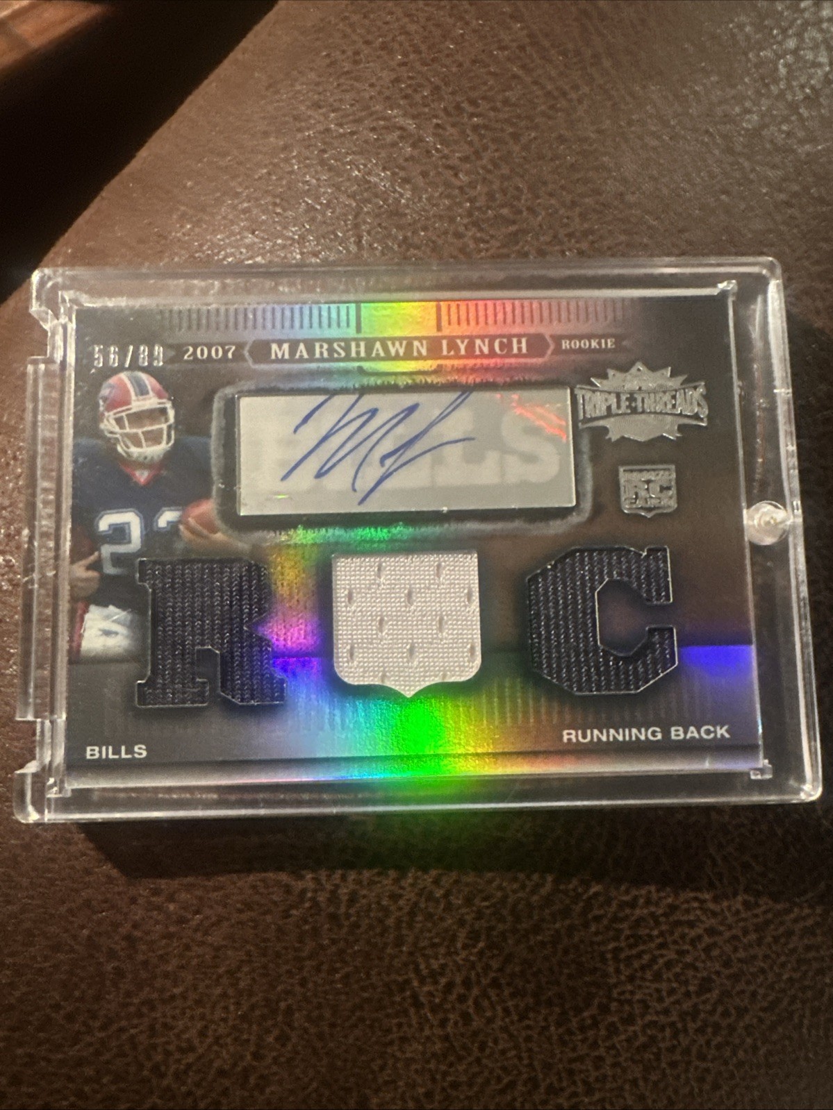 Marshawn Lynch Topps Triple Threads Autograph Relic #122 Gold