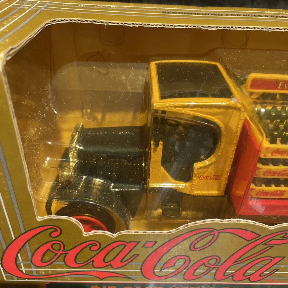 Camión de reparto Coca Cola Kenworth Die Cast Coin Bank Ertl Vintage 1994 Coca-Cola Foto 2 de 4