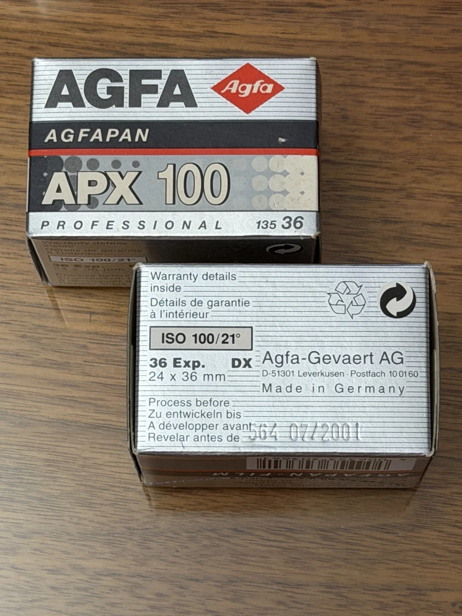 2 x AGFA Professional AGFAPAN APX 25 120