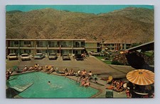 Vintage California Postcard PALM SPRINGS Travelodge Pool Mountains 1964