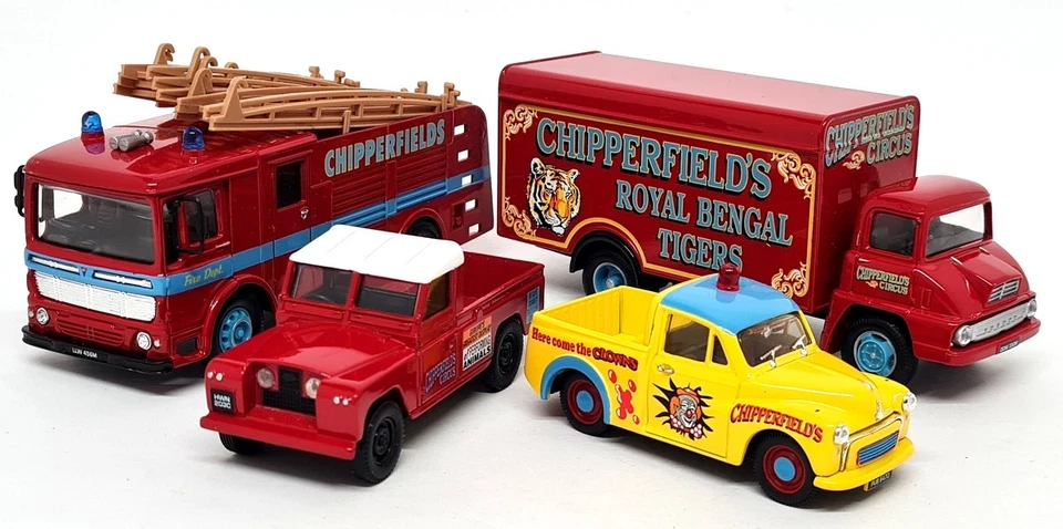 Corgi 1/50 Chipperfields Circus Vehicles Set Land Rover Morris Minor AEC Fire et - Image 4 of 4