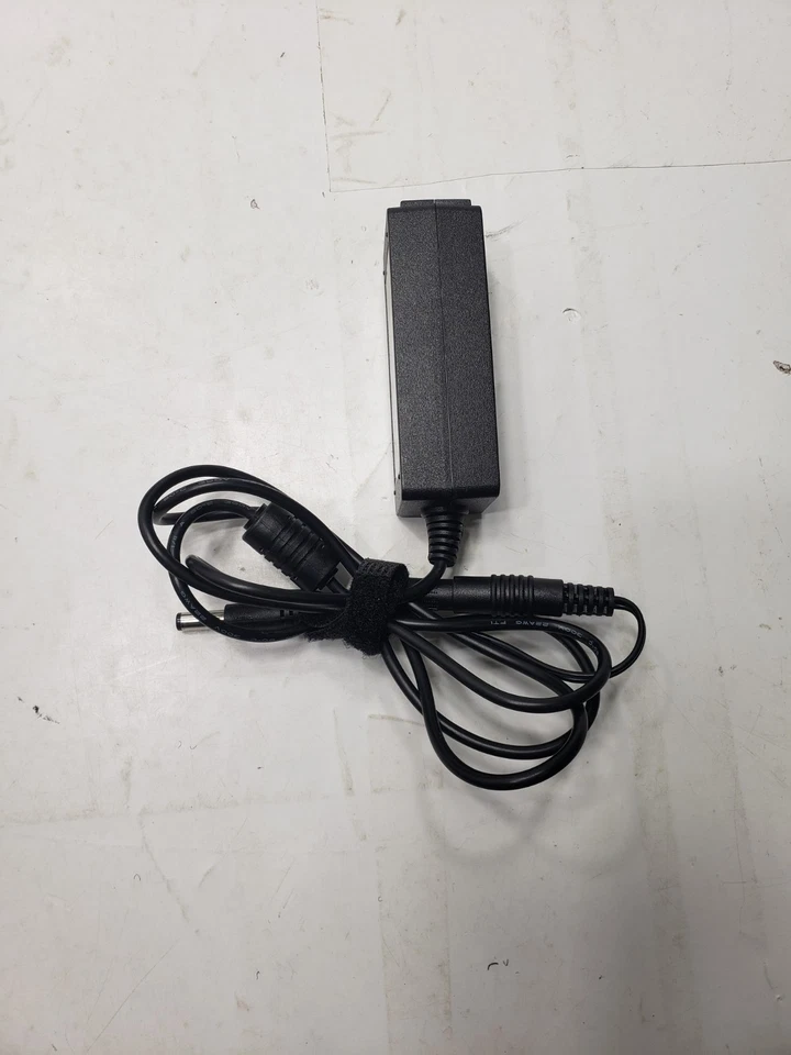 Док-станция Bose SoundDock N123 портативная цифровая музыкальная система шнур питания динамика - Изображение 3 из 4