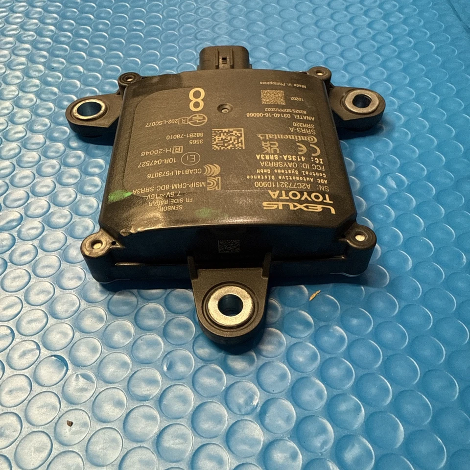 2024 Toyota, Lexus NX450 Sensor Blindspot 882B1-78010 - Imagen 4 de 4