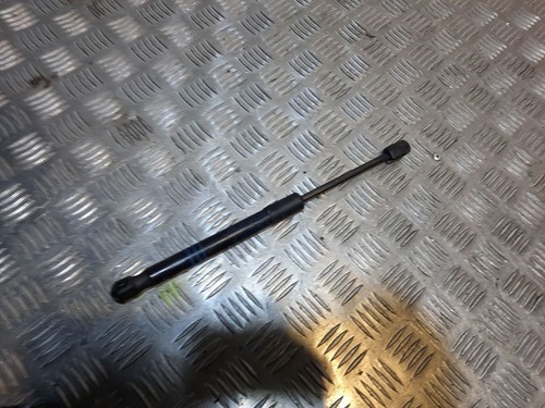 BMW 6 F12 F13 2012 Gasdruckfeder Dämpfer Motorhaube 7309119 ATV9248