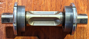 Vintag B-7-3 fluted bottom bracket Omas Stronglight Boone Sampson Bullseye Tioga