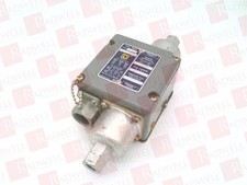 SCHNEIDER ELECTRIC 9012-AEW-5 / 9012AEW5 (USED)