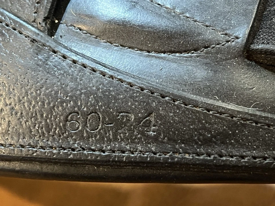 60-74 Devoucoux Makila Black Padded Anatomic Dressage Girth - Image 2 of 3