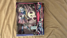 MONSTER HIGH ABBEY BOMINABLE MEGA MONSTERPART...