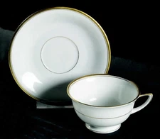 Heinrich - H&C Hc841 Cup & Saucer 3976110