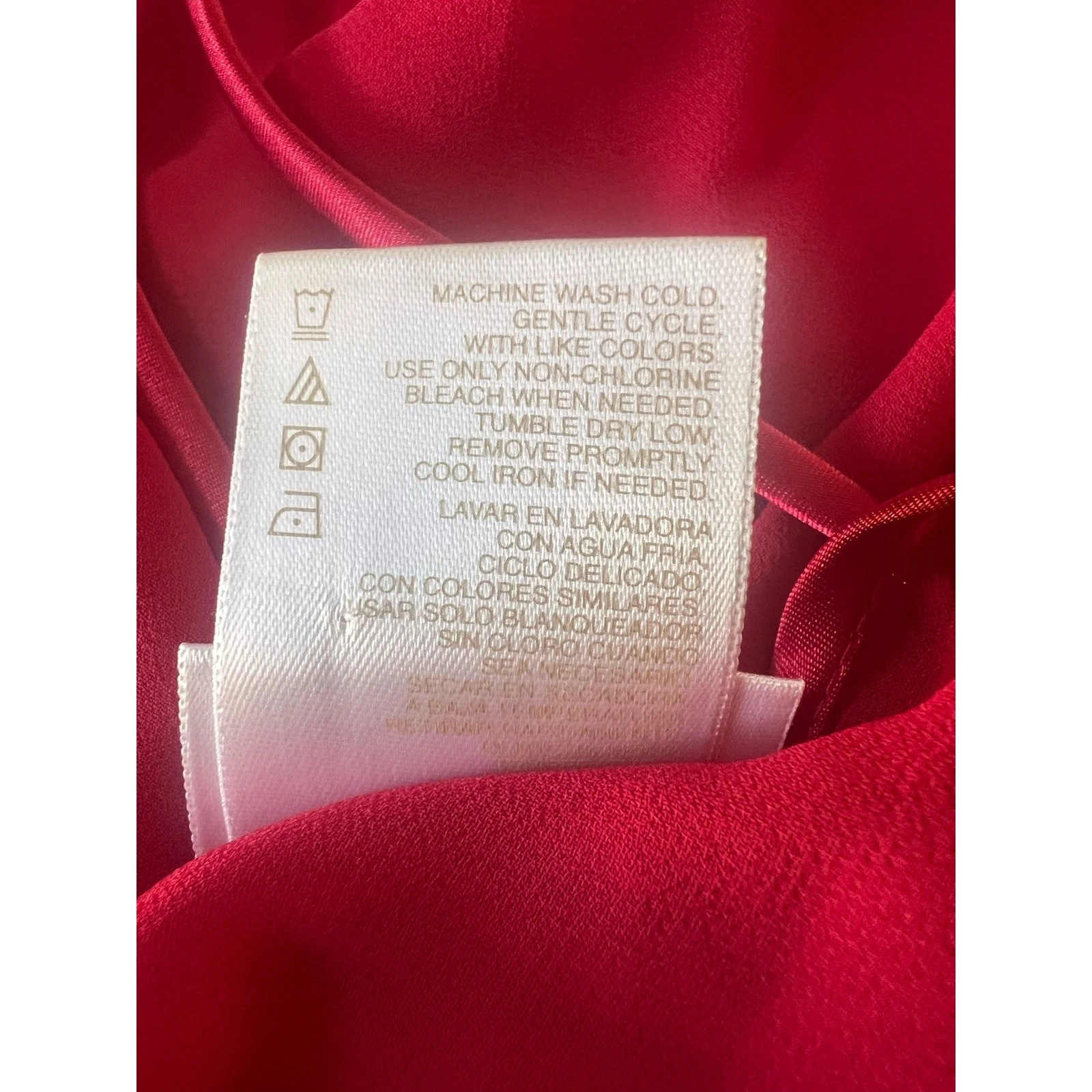 UNDERCOVER Abito semi trasparente rosso Secret Treasures con orlo in pizzo ricami e paillettes