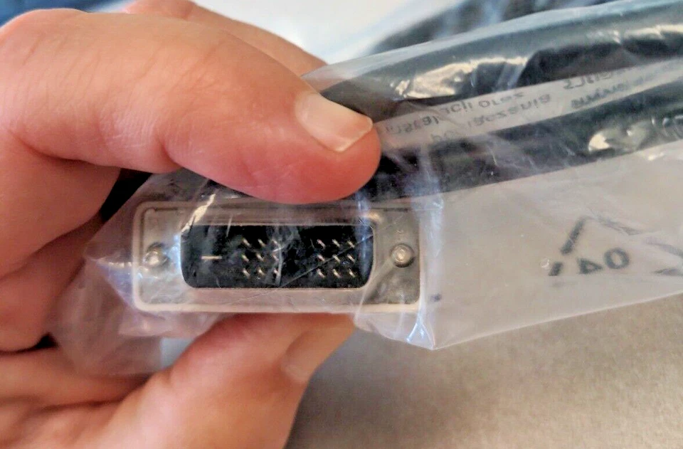 DVI-D to DVI-D Male Cable HDTV, PC, Monitor Cord - Image 4 of 4