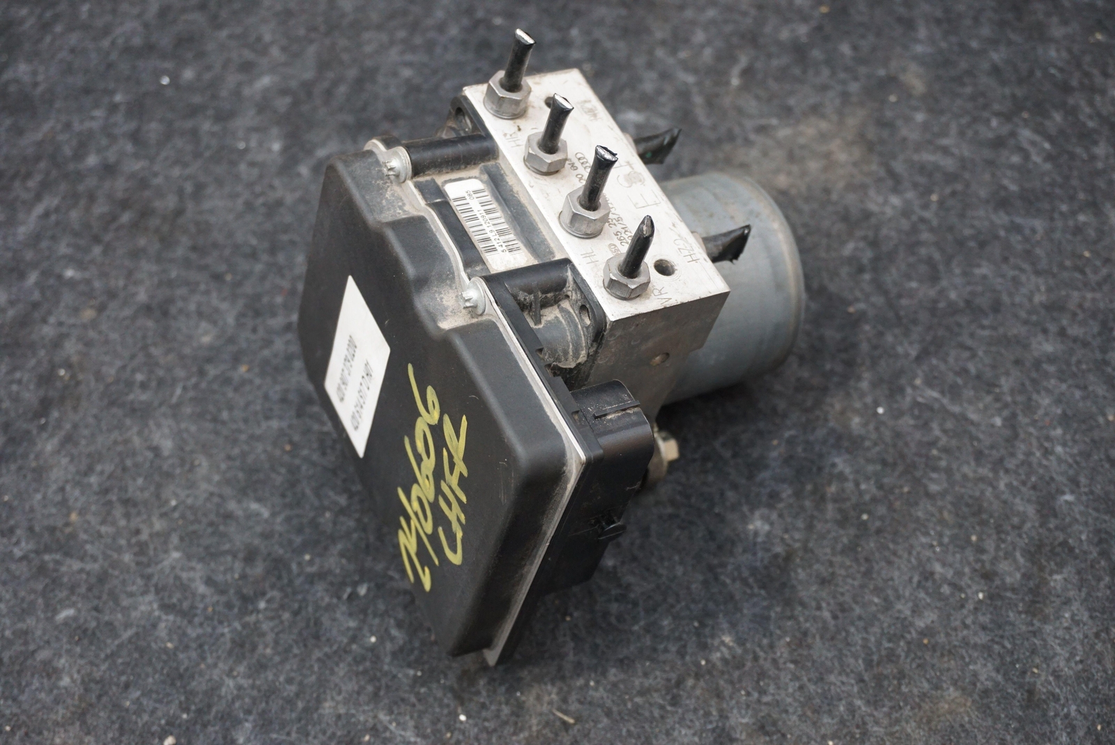 Anti Lock Brake ABS Pump Module Modulator Valve 420614514D Audi R8 Type 42 10-13