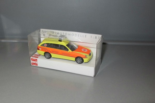 Busch H0, 49458 Mb Mercedes Benz E-Klasse T-Modell, Notarzt, Drk Freital _ H9317-image