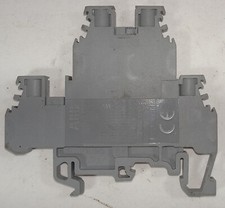 1 NEW ABB ENTRELEC M4/6.D TERMINAL BLOCK NNB ***MAKE OFFER***