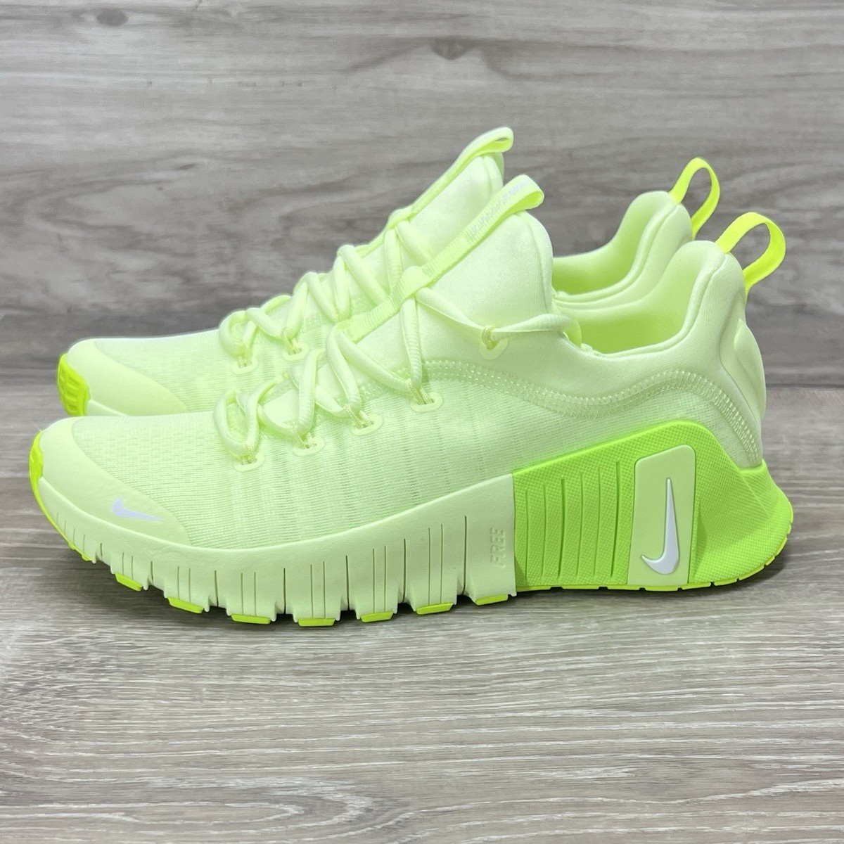 Women's Size 11/Men's 9.5 - Nike Free Metcon 6 Barely Volt FJ7126