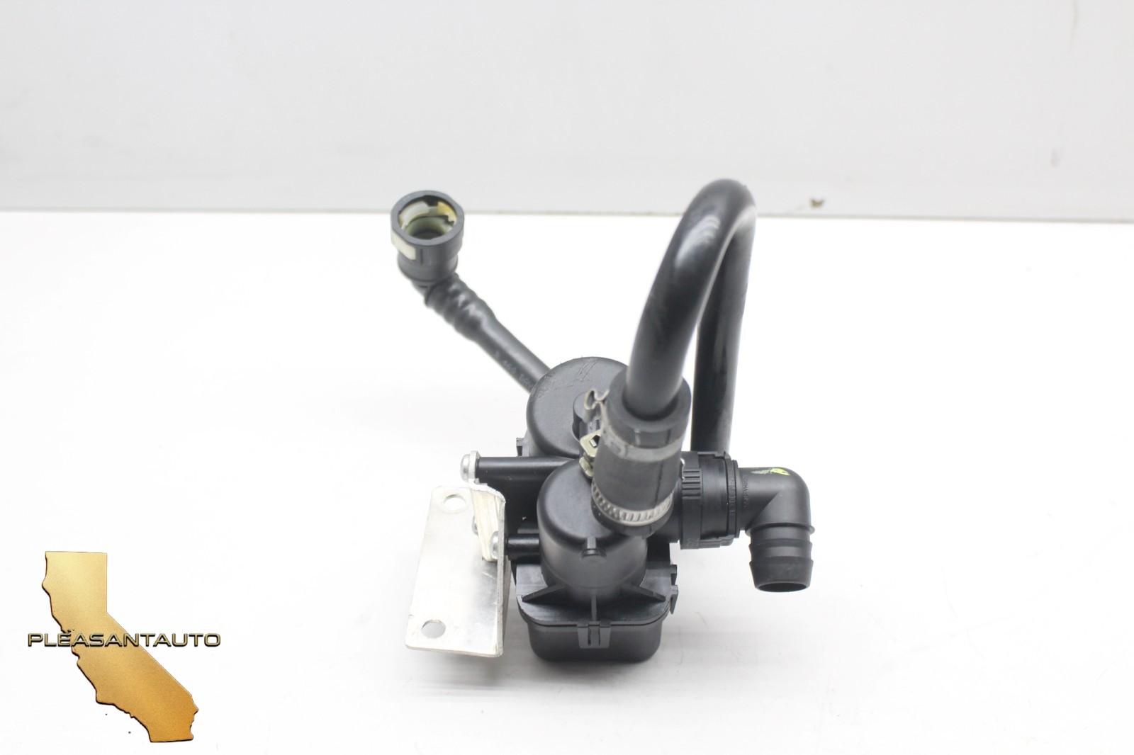 2003 - 2012 Maserati Quattroporte - Leak Detection Pump - Bosch - 0 261 222 010