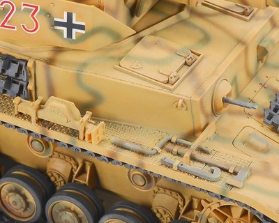 Tamiya 1/35 RC German Panzerkampfwagen IV Ausf.J Tank Model Kit