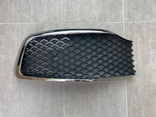 Mercedes Benz V-Klasse W447 Kühlergrill für Stoßstange vorne rechts A4478802901