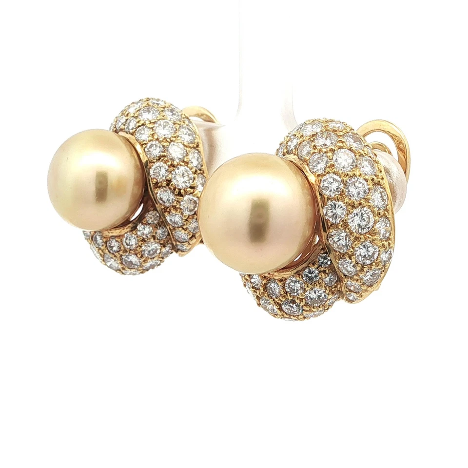 Vintage Yellow Gold 13.2mm Golden Pearl 7.0ctw Diamond Knot Clip On Earrings - Image 3 of 4
