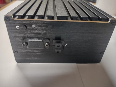 Fanless box PC, 4 cores, 1.6 GHz, 8 GB RAM, 64 GB mSATA