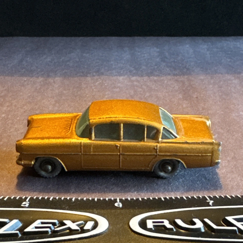 1958 Matchbox Moko Lesney No. 22 VAUXHALL CRESTA Gray Wheels HTF - Image 2 of 4