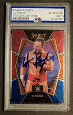 LA KNIGHT SIGNED 2022 WWE PANINI SELECT RED BLUE PARALLEL PSA AUTOGRAPH YEAH🎤