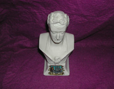 GOSS Crested China NAPOLEON Bust. ST. HELENA Crest.