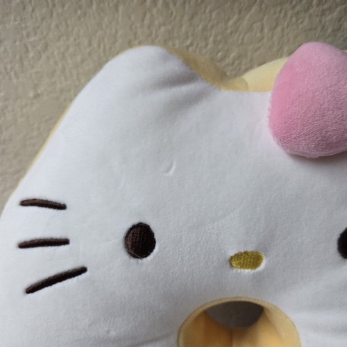 NEW Hello Kitty x Pusheen 11” Donut Plush Double Sided and RARE Exclusive 2022 - Picture 5 of 6