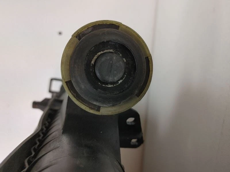 Audi Q7 2007 radiador ASM Foto 3 de 4