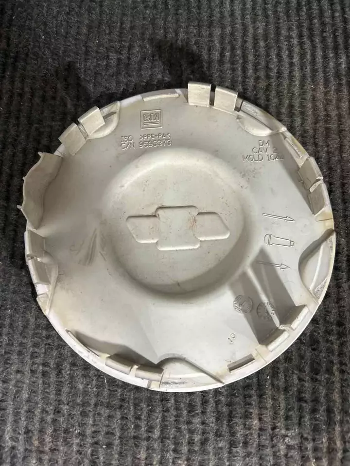 Fits 2002-2006 Chevrolet Trailblazer 16in Center Cap OEM#:9595401 Foto 2 de 3
