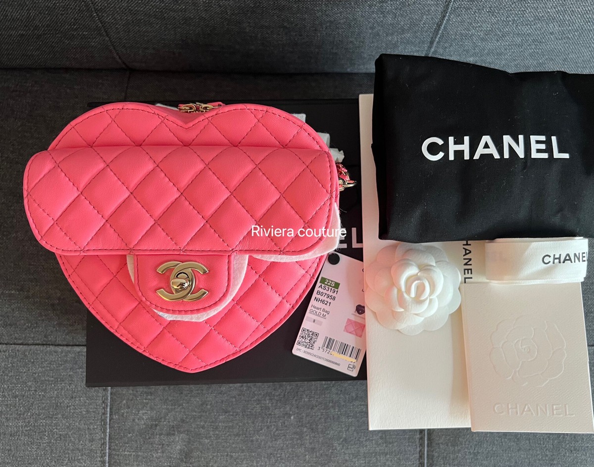 Auth CHANEL 22S CC In love Large Pink Heart Quilted Lambskin